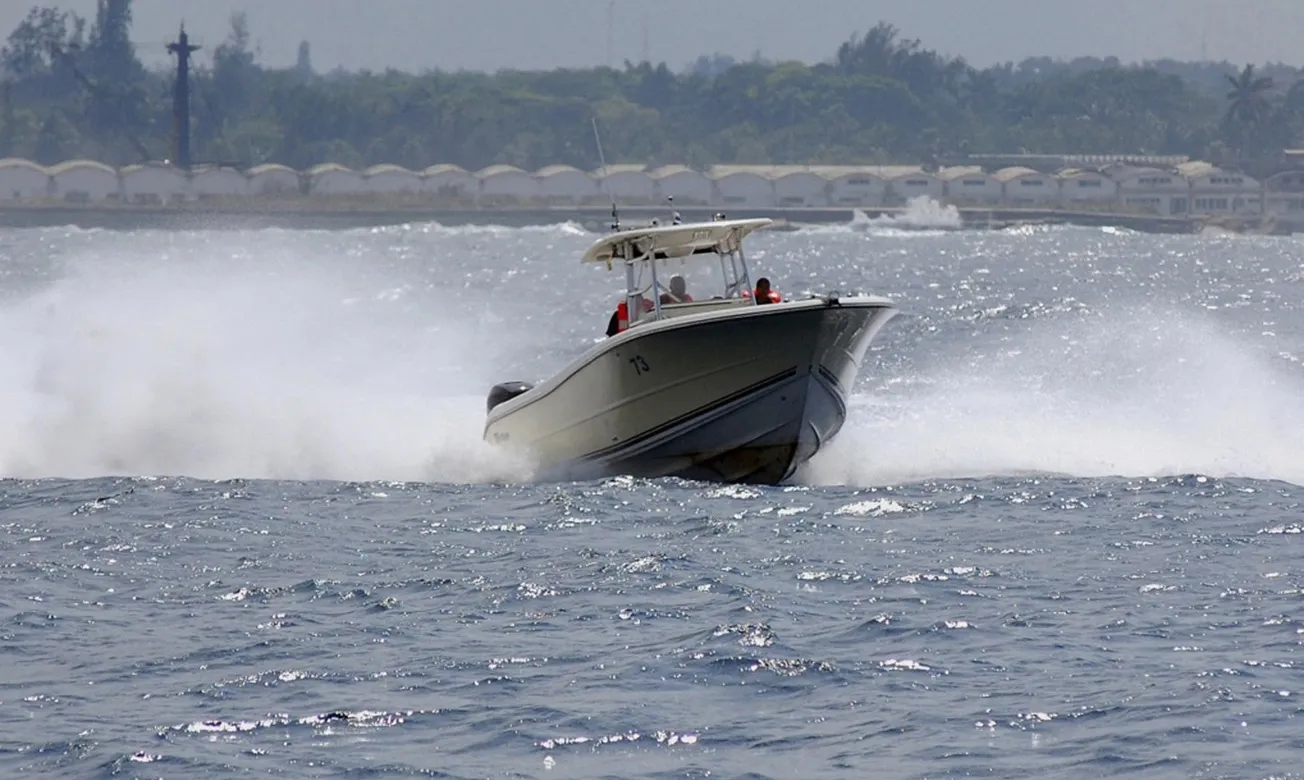 Quan hệ Cuba – Mỹ thêm căng thẳng giữa vụ nổ súng và động thái về dầu mỏ