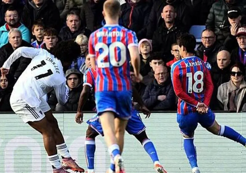 mu-crystal-palace-ngoai-hang-anh