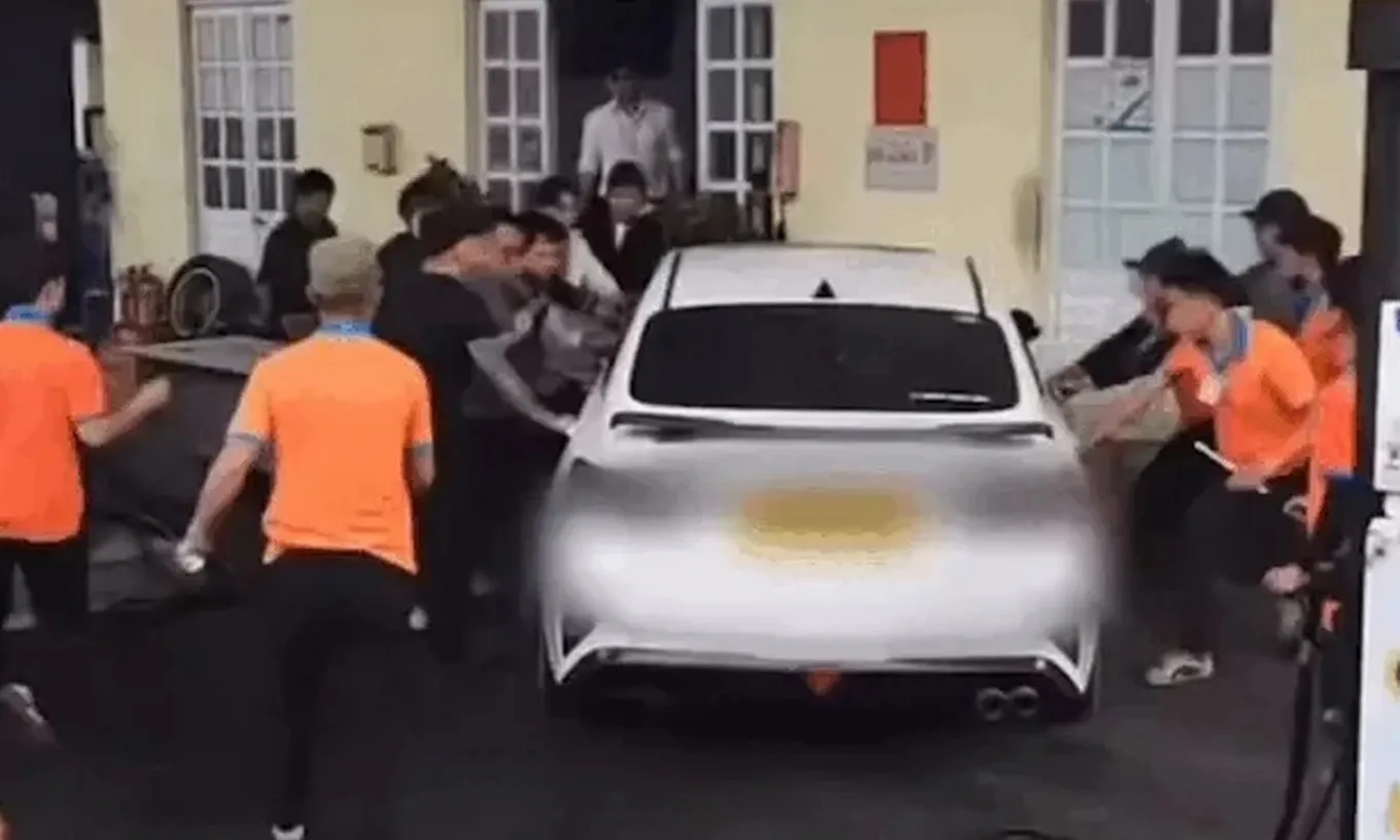 Tài xế tông 7 người trước Bến xe Đà Lạt có nồng độ cồn vượt mức cho phép