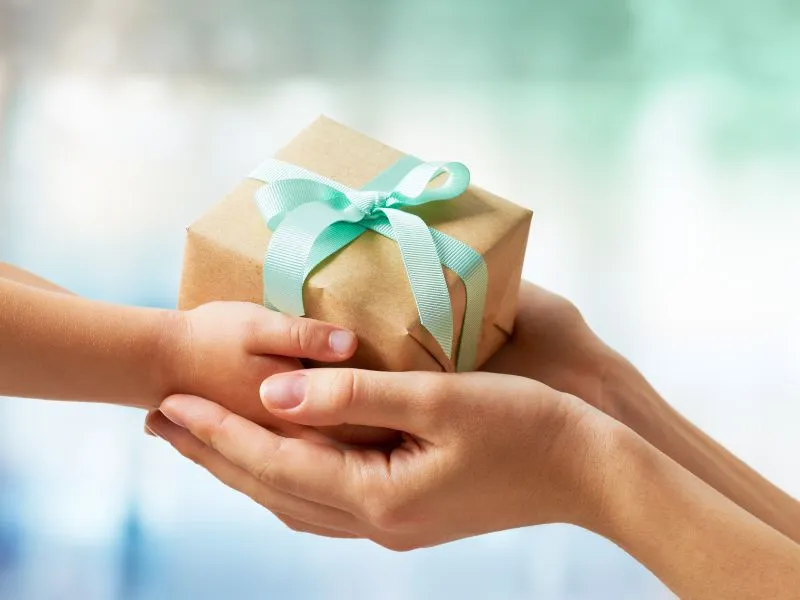 voh-qua-8-3-cho-me-4