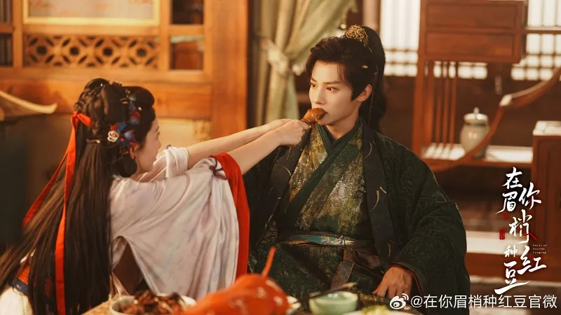 voh-review-dien-vien-trong-hong-dau-tren-chan-may-nang-21