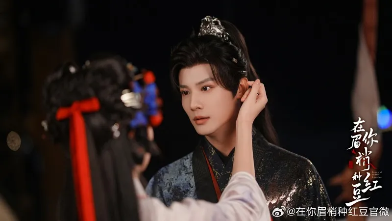 voh-review-dien-vien-trong-hong-dau-tren-chan-may-nang-27