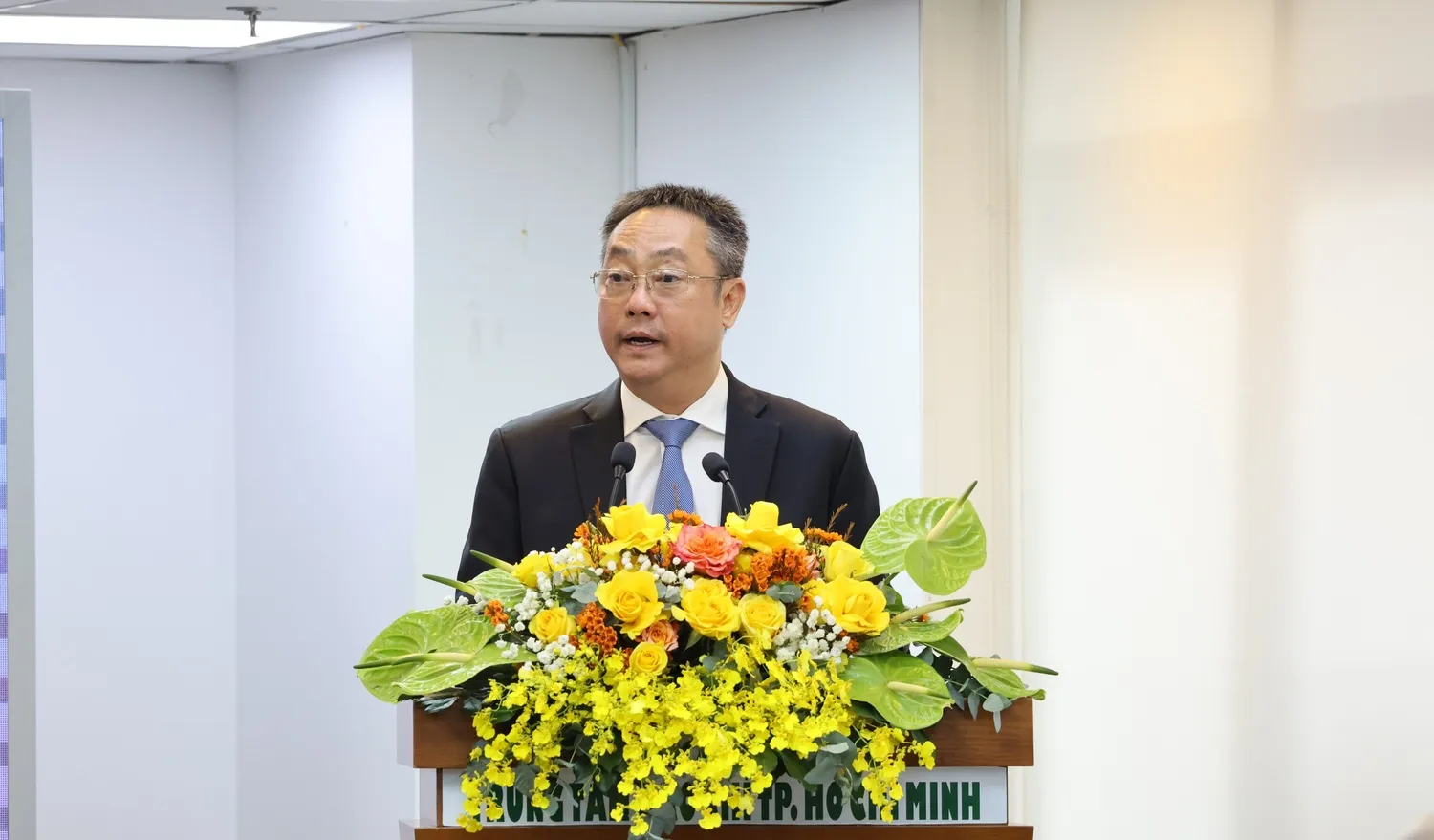 Ông Phạm Dứt Điểm- Giám đốc Sở Ngoại vụ