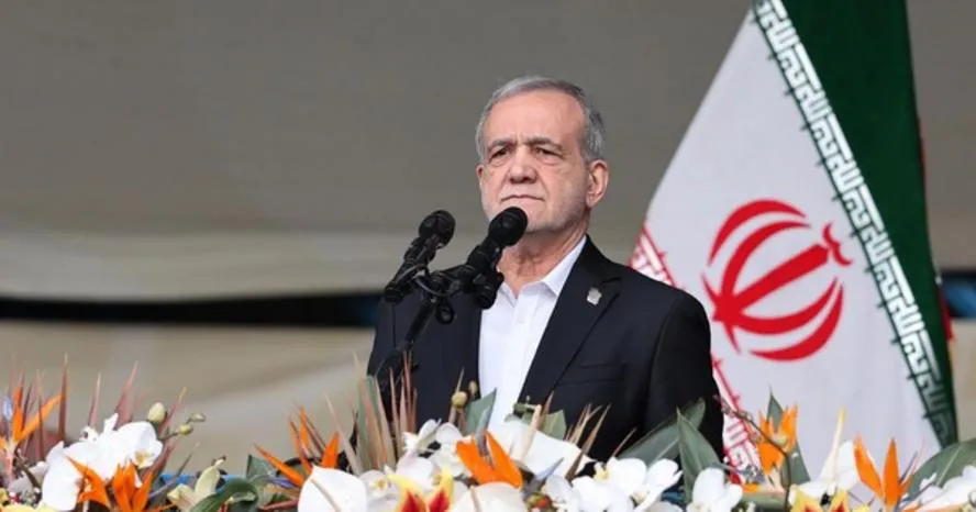 Iran thành lập hội đồng lãnh đạo sau khi ông Khamenei qua đời