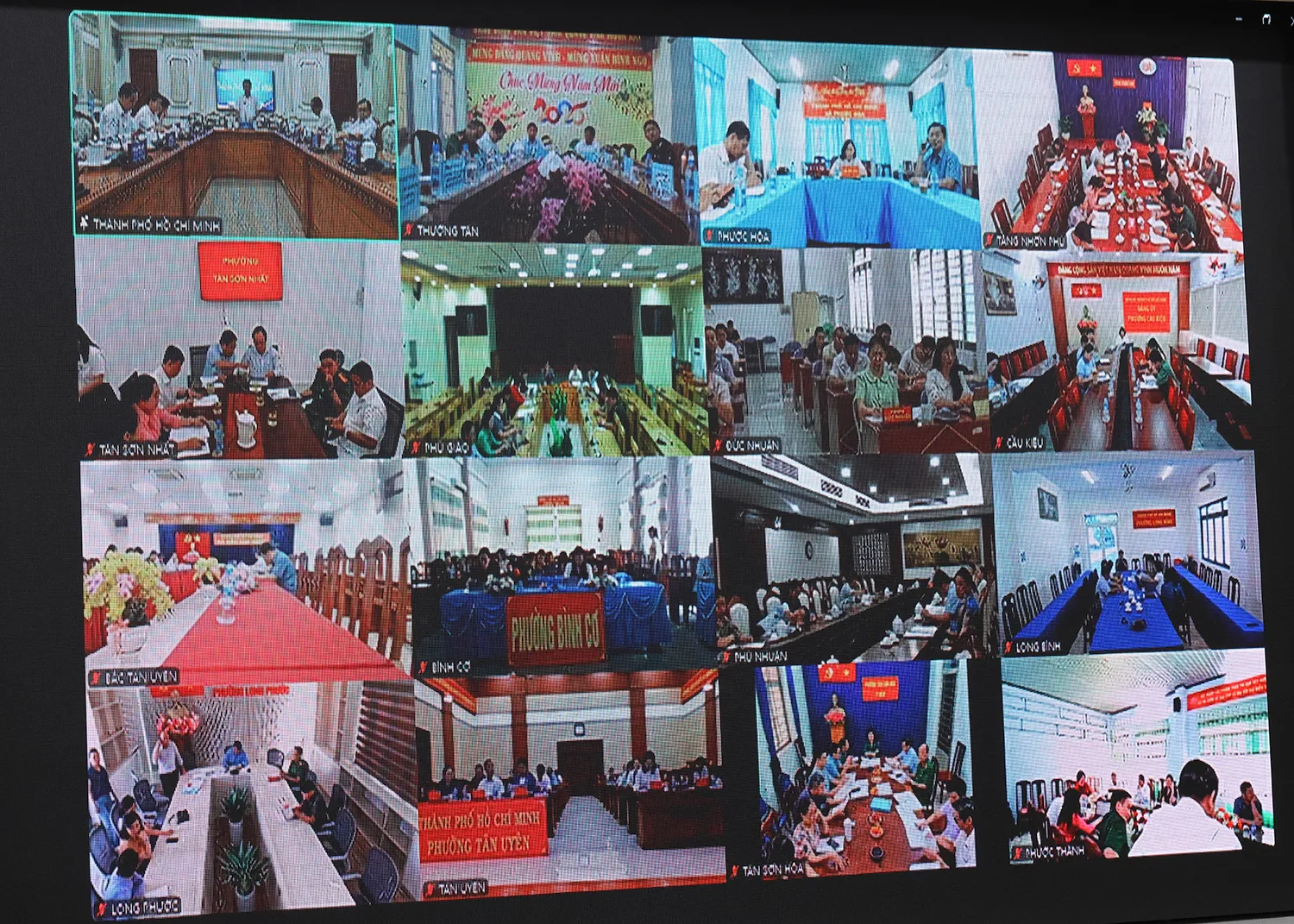 Các phường xã tham gia họp trực tuyến