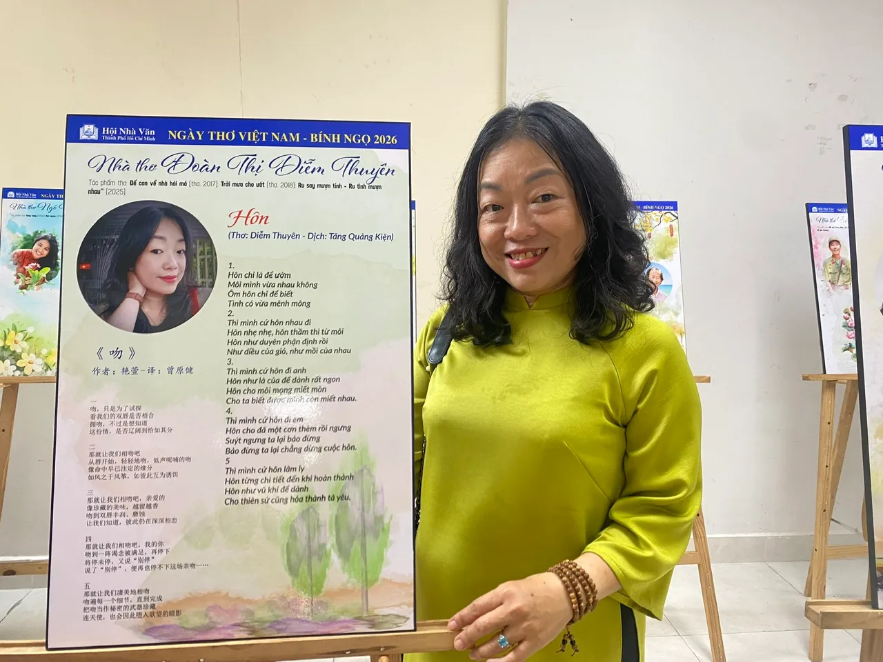 Nhà thơ Đoàn Thị Diễm Thuyên