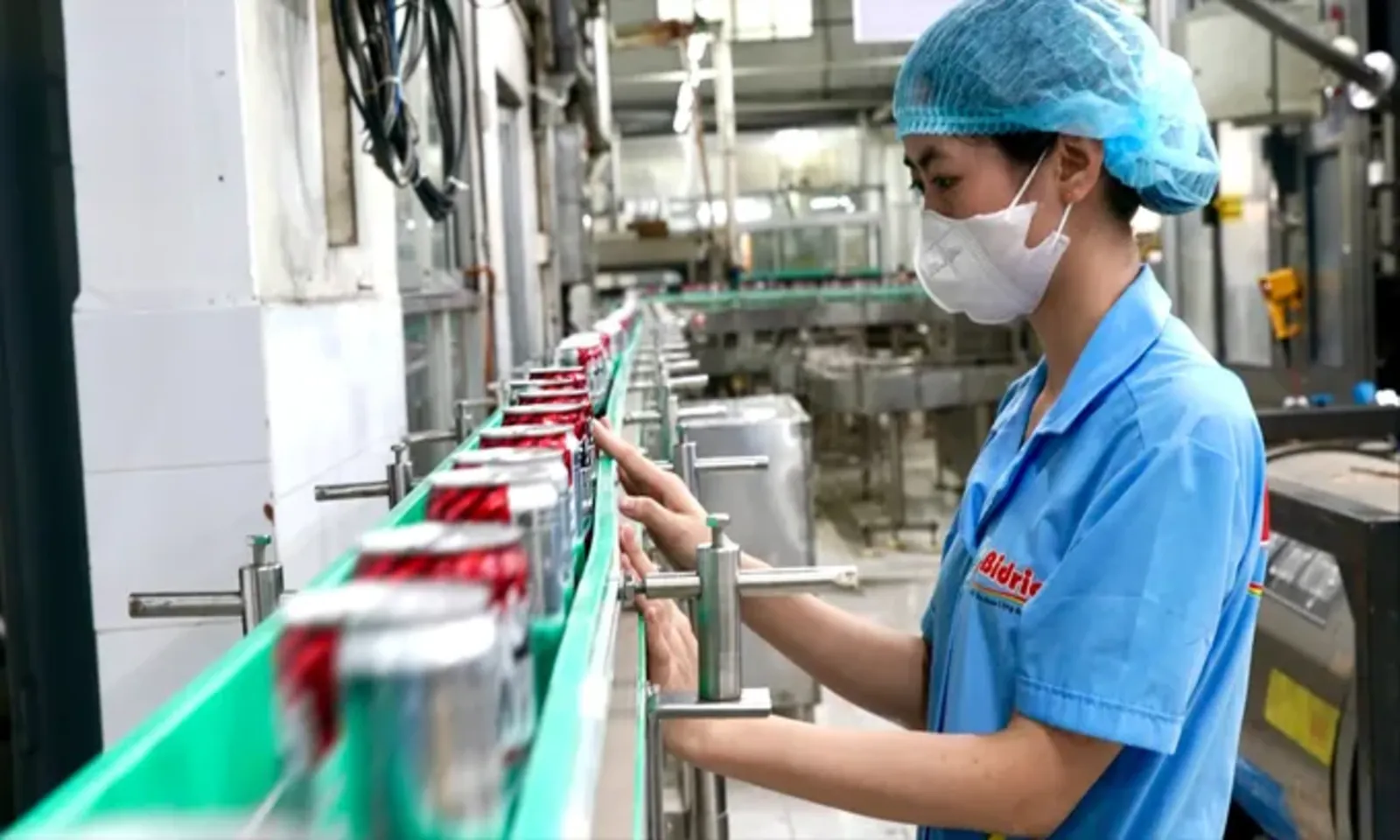 Xung đột Trung Đông gây áp lực kép lên xuất khẩu và du lịch – Hình 1