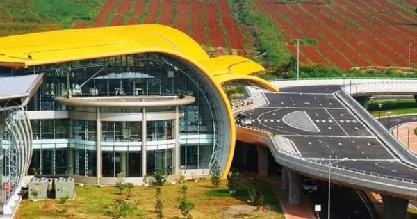 Đầu tư hơn 1.000 tỷ đồng sửa chữa cảng hàng không quốc tế Liên Khương