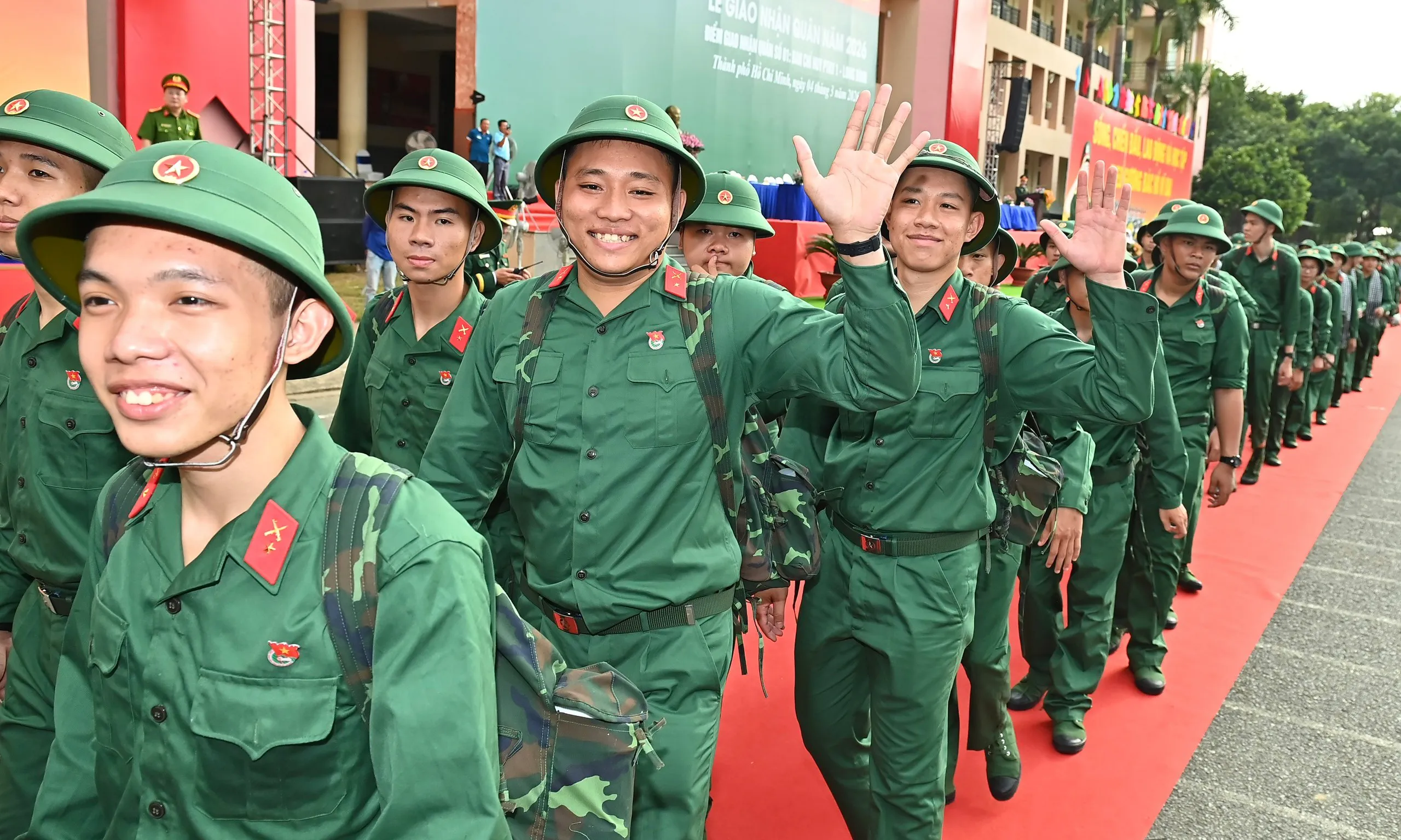 Rộn ràng ngày hội tòng quân tại TPHCM