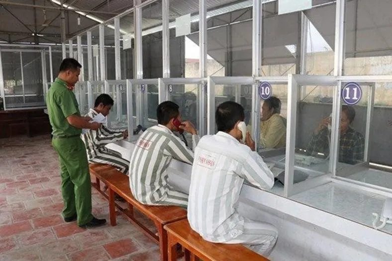 Đề xuất: Phạm nhân sẽ được gọi video call cho người thân 1 tháng/lần? 