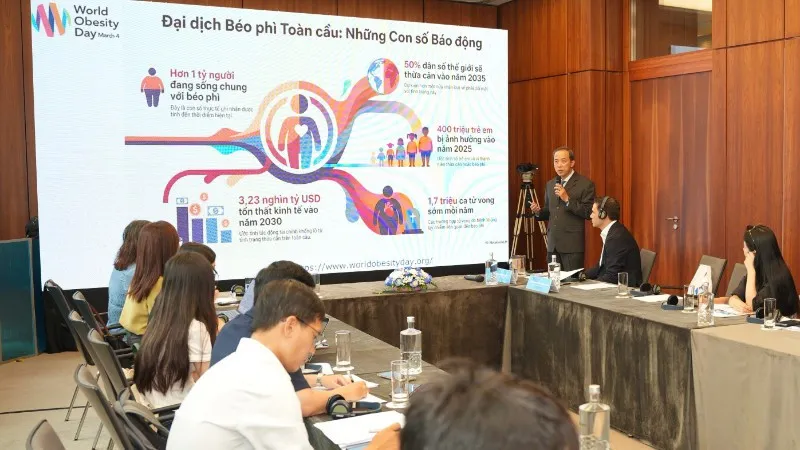 pgstsbs-tran-quang-nam-truong-khoa-noi-tiet-benh-vien-dai-hoc-y-duoc-tp-ho-chi-minh-h1-2