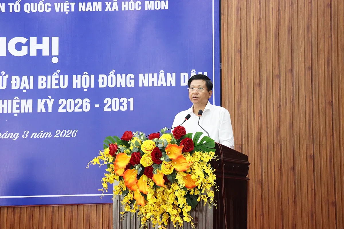 Trưởng ban Nội chính Thành ủy Trần Văn Tuấn trình bày chương trình hành động