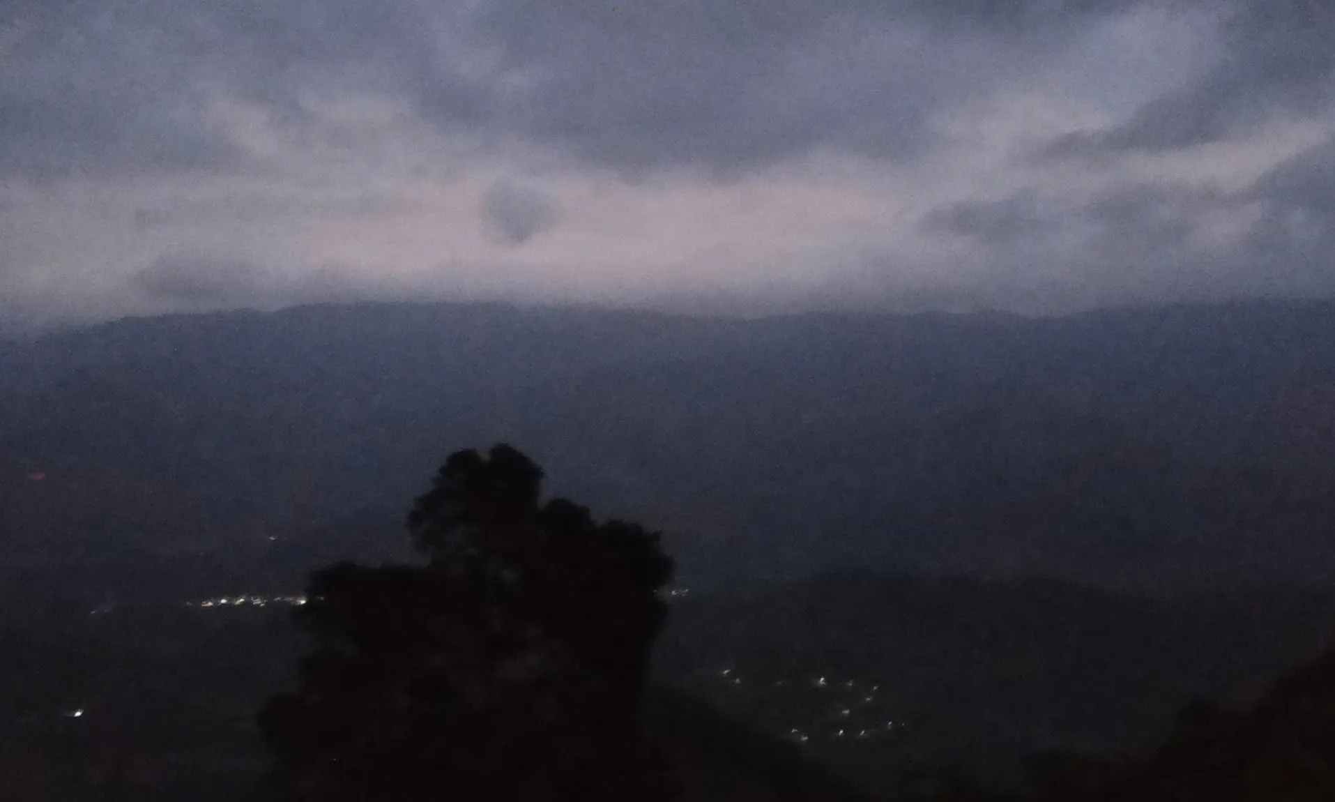 Không khí lạnh sắp tràn xuống, miền Bắc chuyển rét từ 9/3