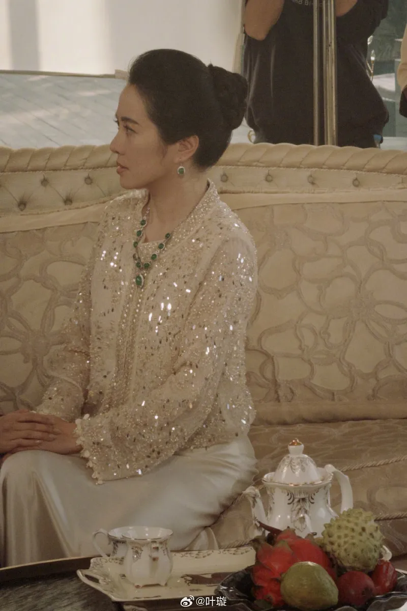 voh-hoa-dan-tvb-diep-tuyen-dong-phim-ngan-khong-co-nghia-xuong-cap-6