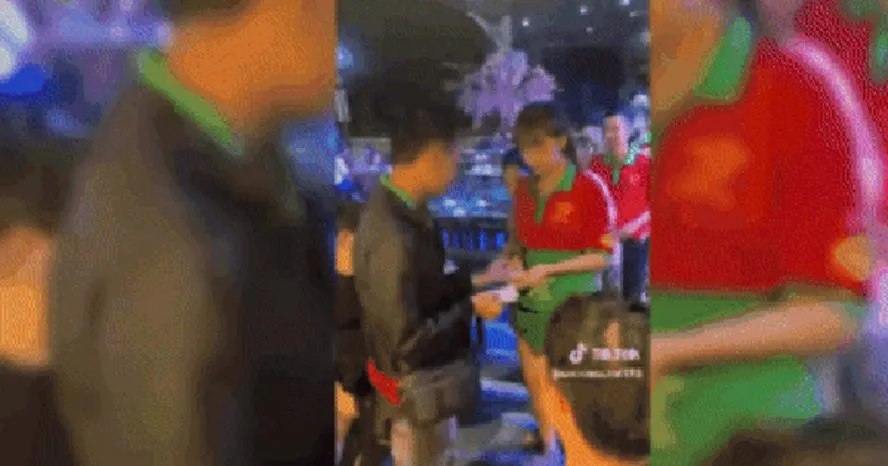 Trúng độc đắc 18 tỉ đồng, nam nhân viên quán nhậu tặng tiền cho nhiều người