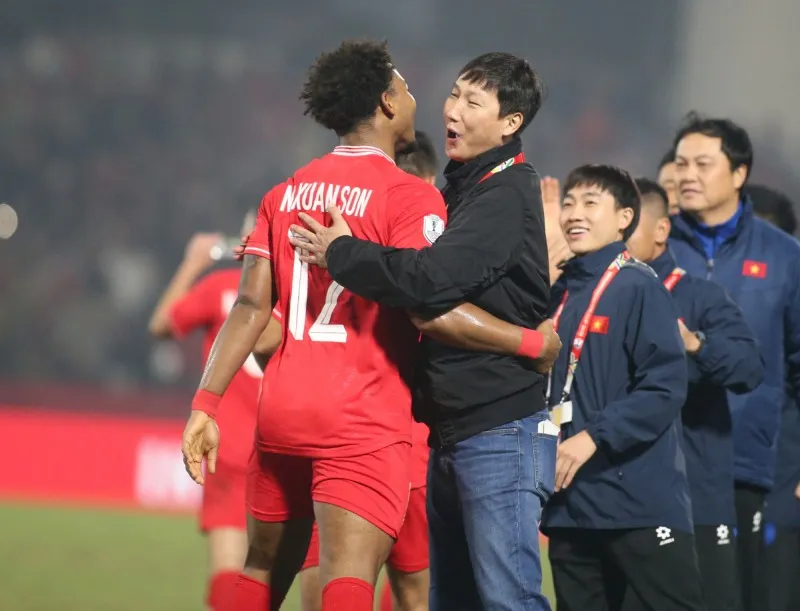 xuan-son-van-hau-dinh-trong-kim-sang-sik