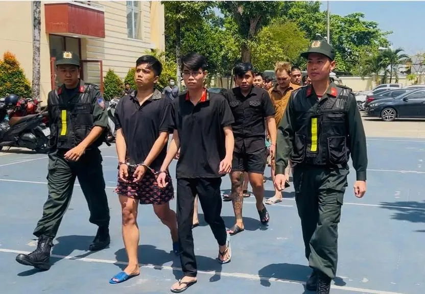 Triệt phá đường dây vận chuyển hơn 17kg ma túy từ Campuchia