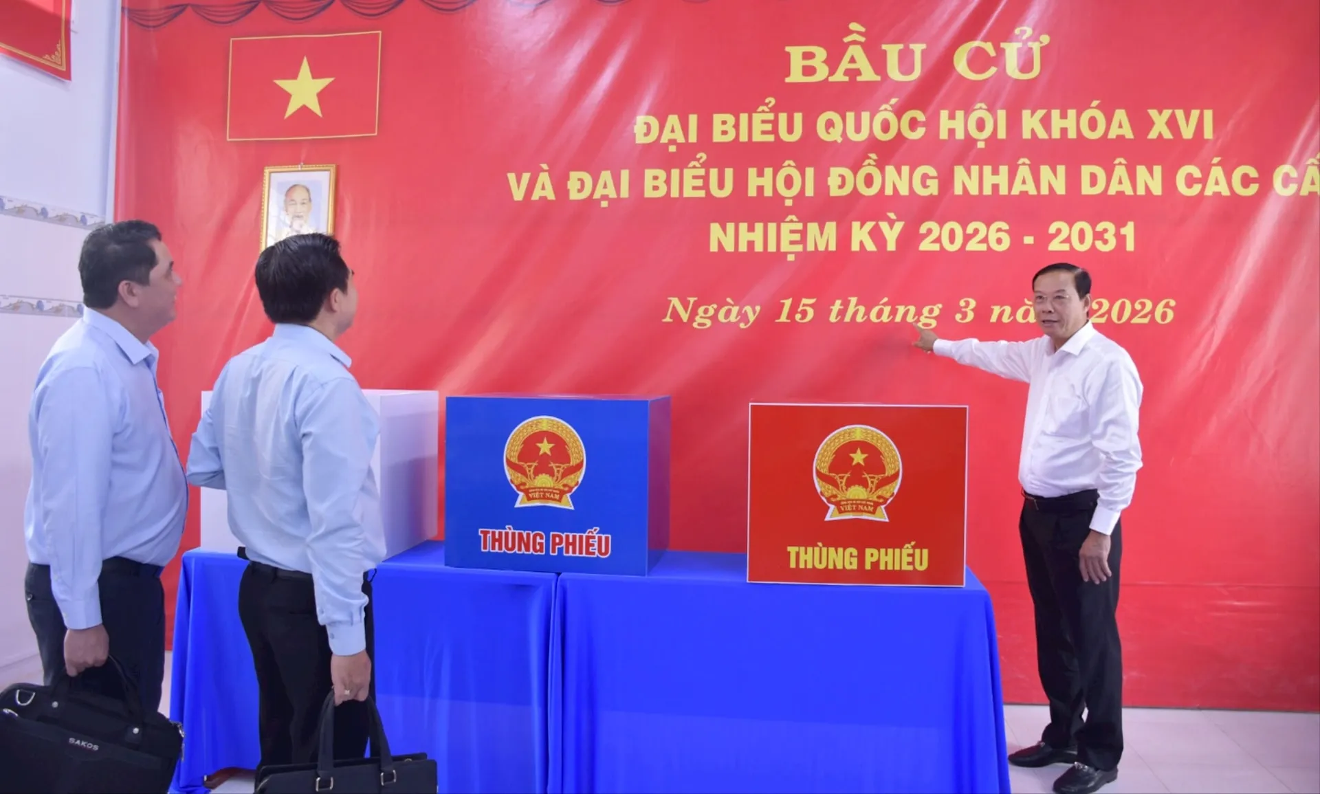 Phó Chủ tịch UBBC Nguyễn Văn Thọ kiểm tra