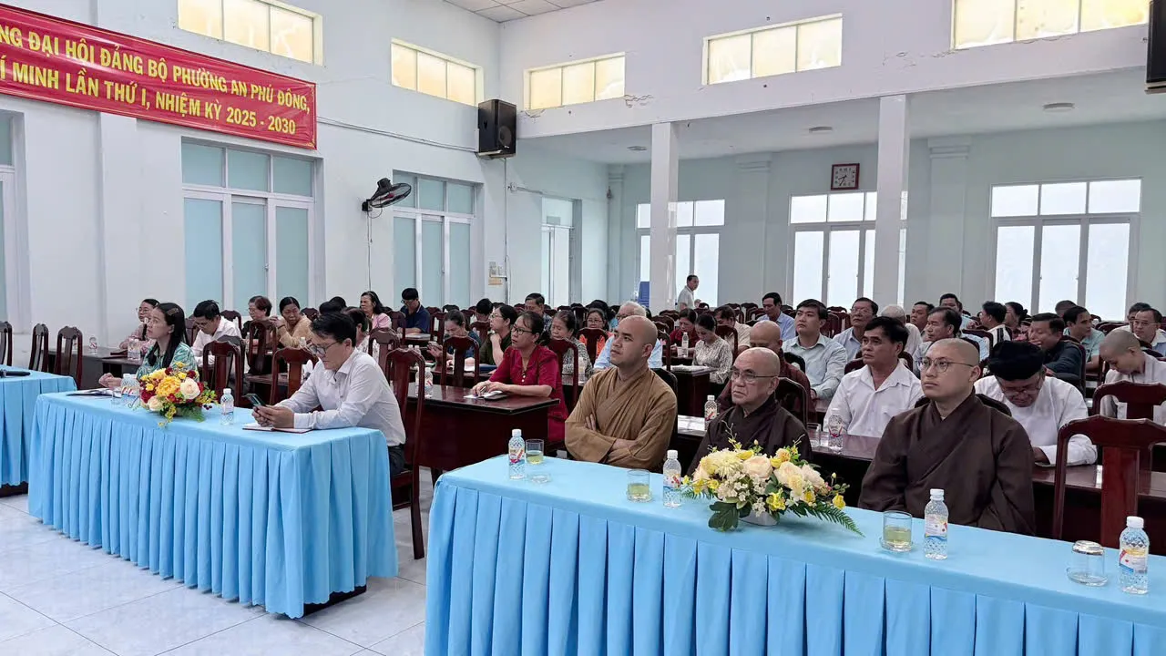 z7599039564770_7659dbb5f3eb8b497ea08a099c5682b6