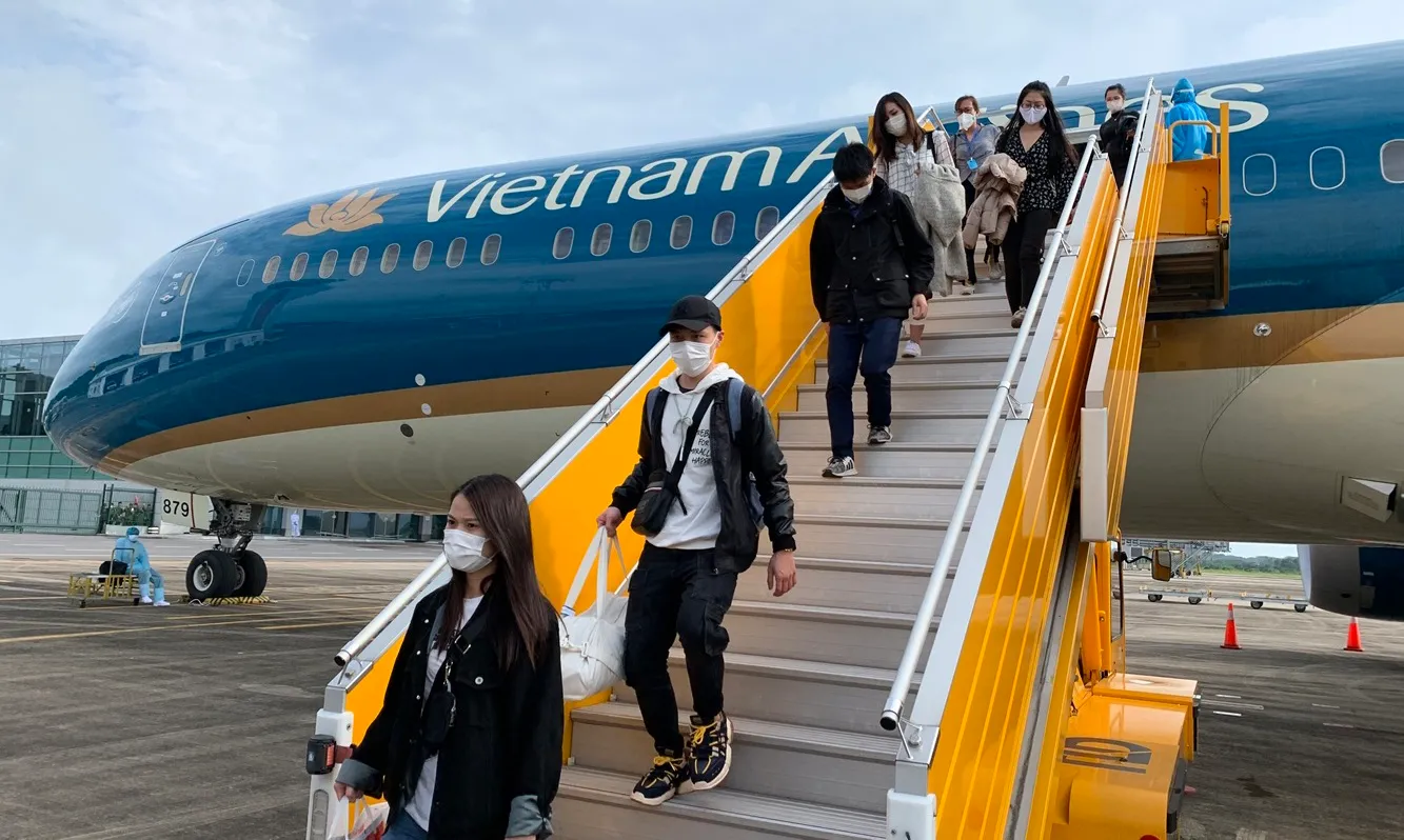 Luật mới tăng bảo vệ quyền lợi hành khách đi máy bay