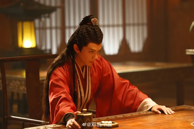 voh-tieu-su-dang-khai-22