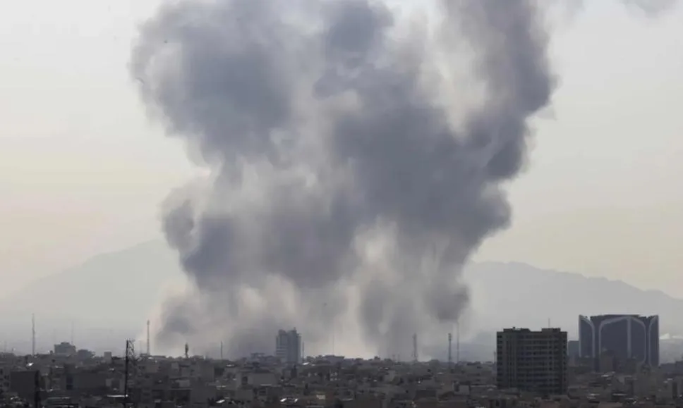 Xung đột Mỹ - Iran: Tranh cãi về mục tiêu chiến lược khi chiến sự bước sang ngày thứ 14