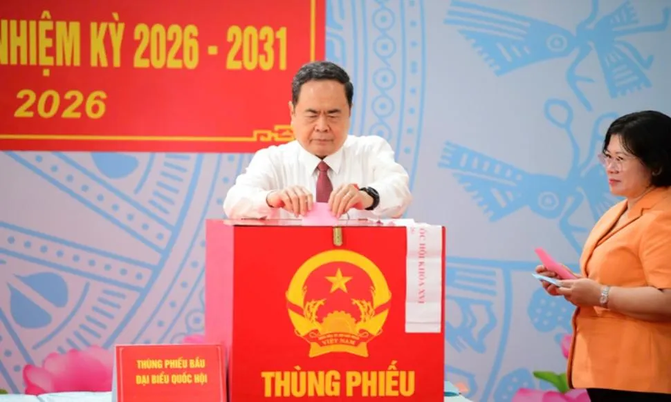 TPHCM rộn ràng ngày hội bầu cử, gần 9,7 triệu cử tri đi bỏ phiếu