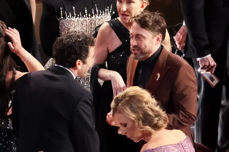 voh-loat-khoanh-khac-an-tuong-nhat-oscar-2026-2