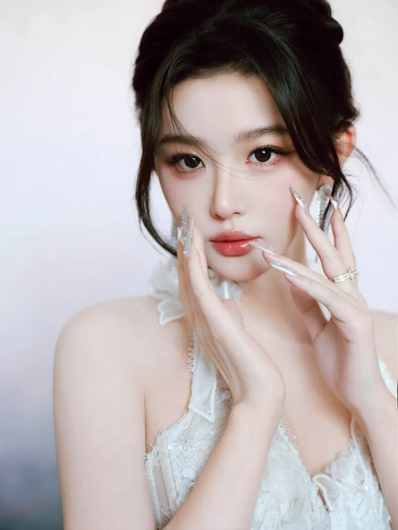 voh-tieu-su-khong-tuyet-nhi-h-1