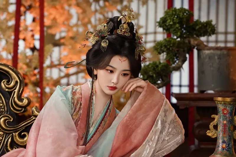 voh-tieu-su-khong-tuyet-nhi-h-18