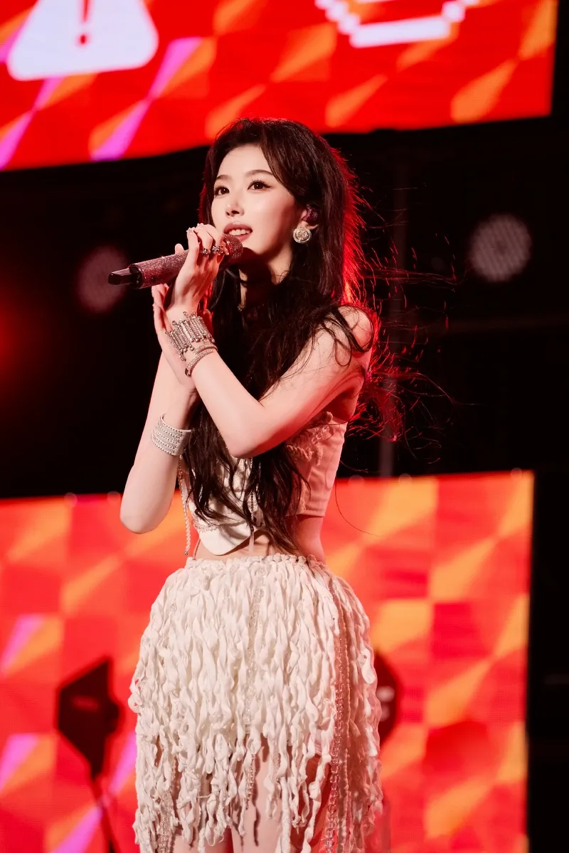 voh-tieu-su-khong-tuyet-nhi-h-21