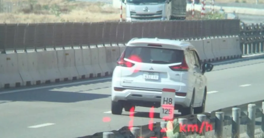 Nhóm phương tiện vào “tầm ngắm“ của CSGT trên cao tốc TPHCM – Vân Phong