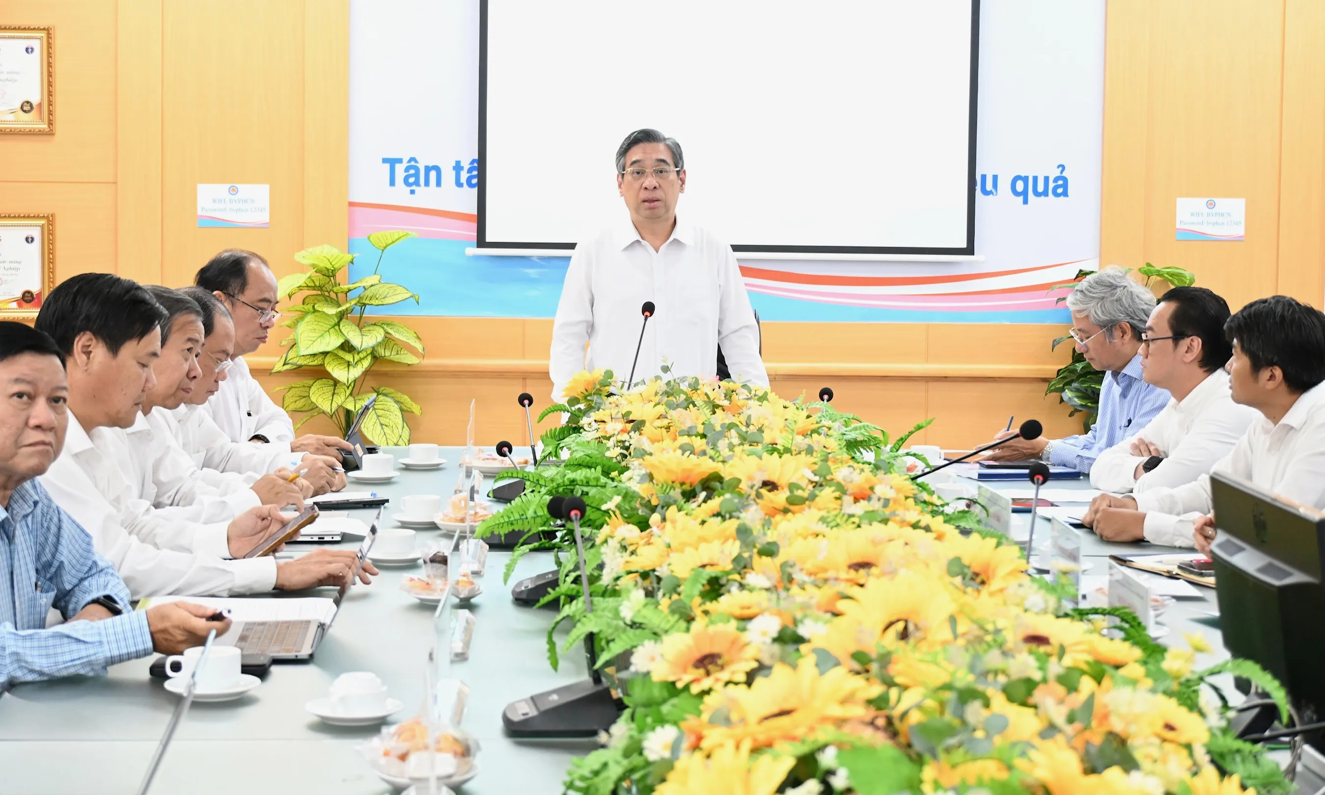 TPHCM hướng tới hình thành bệnh viện lão khoa