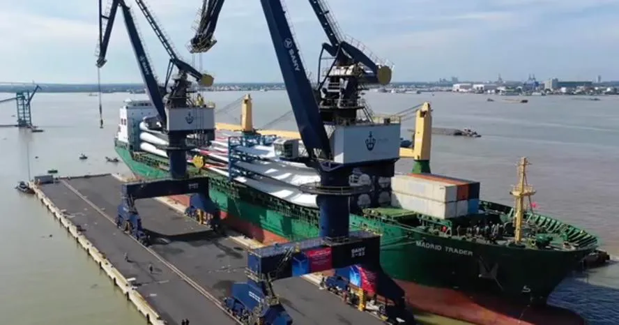 Đề xuất cho tàu hơn 60.000 DWT giảm tải vào bến cảng Vĩnh Hưng