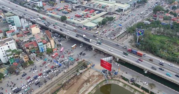 Bộ Xây dựng yêu cầu siết quản lý giá cước vận tải trước biến động giá nhiên liệu