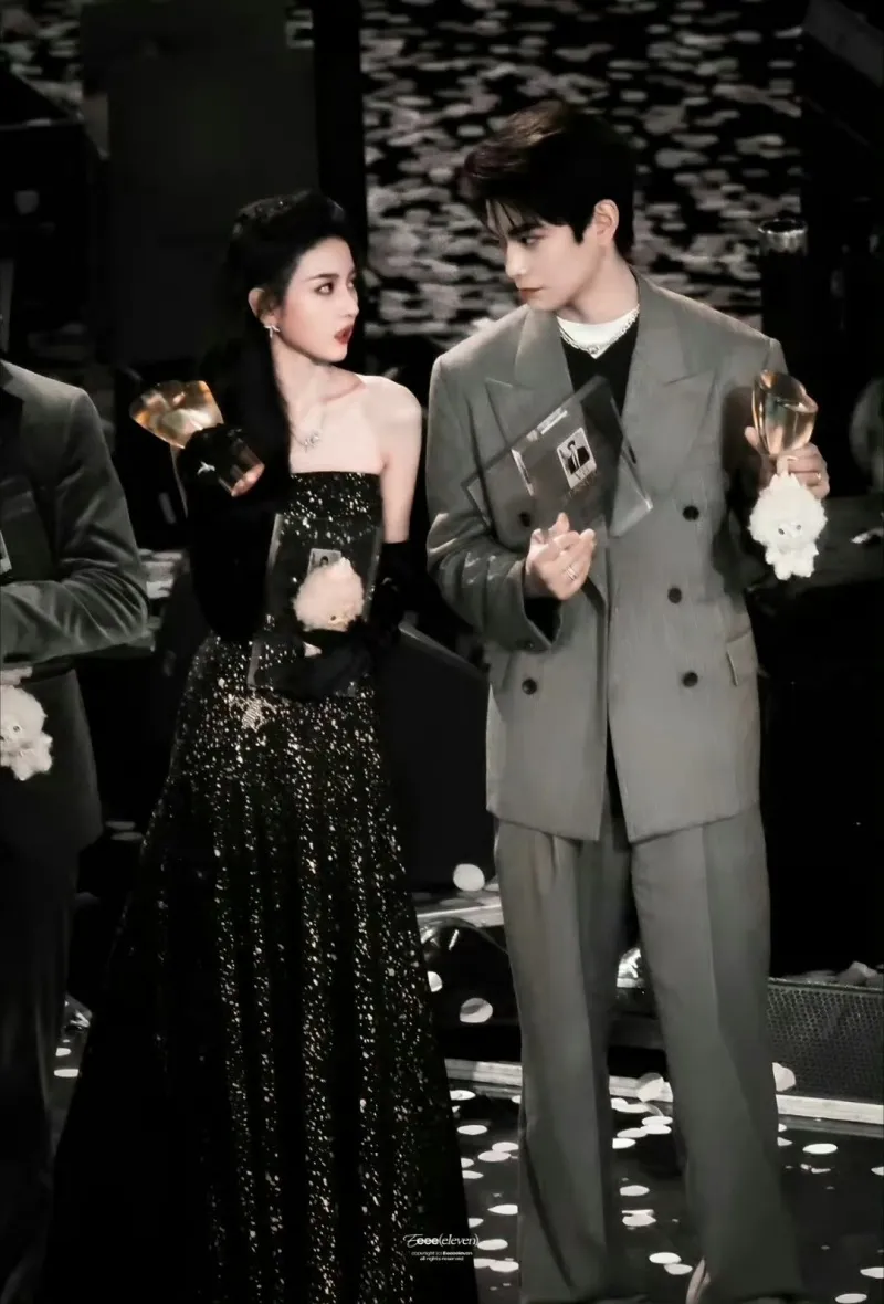 voh-cp-ao-uoc-tong-to-nhi-va-dinh-vu-he-chinh-thuc-nen-duyen-trong-tu-cung-lenh-10