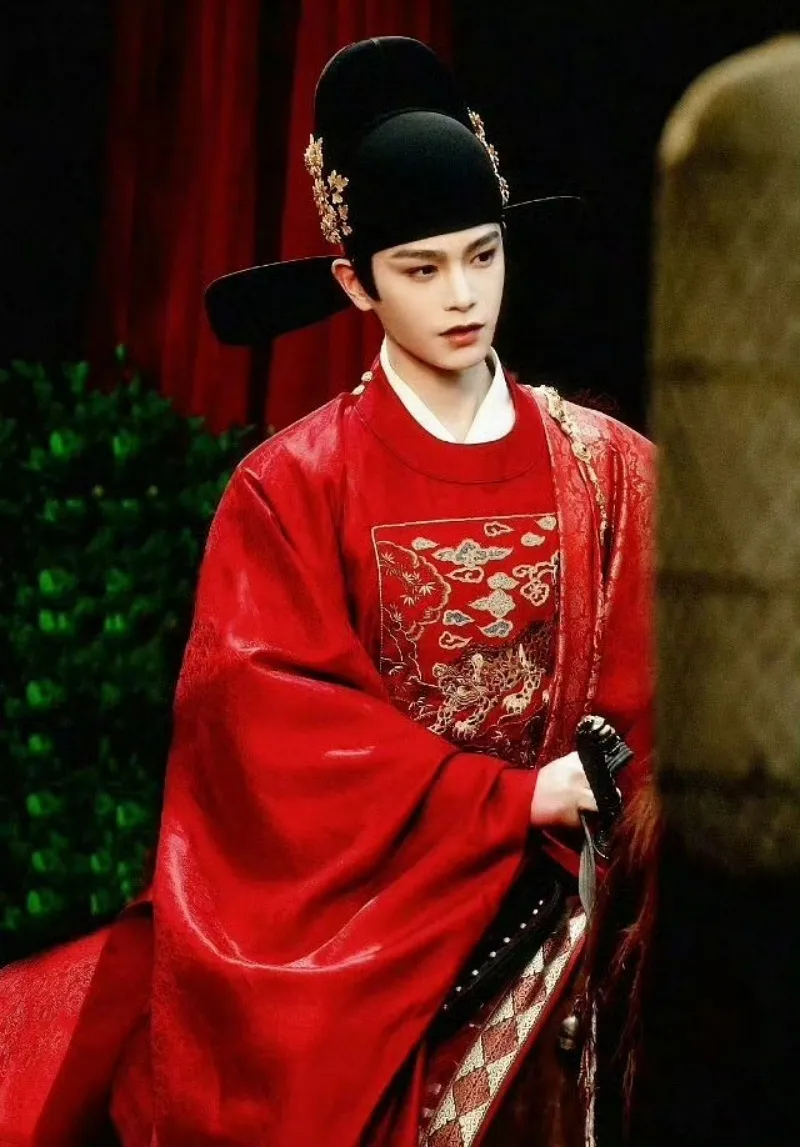 voh-cp-ao-uoc-tong-to-nhi-va-dinh-vu-he-chinh-thuc-nen-duyen-trong-tu-cung-lenh-19