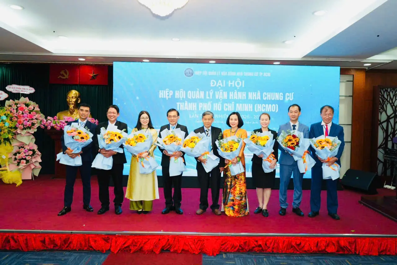 z7637215508468_63df41122ead305a898995187b920688