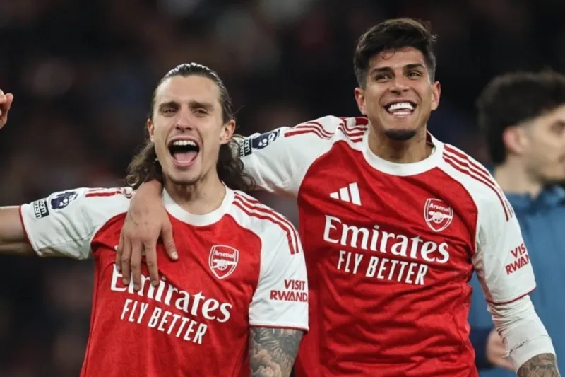 calafiori-hincapie-arsenal-2