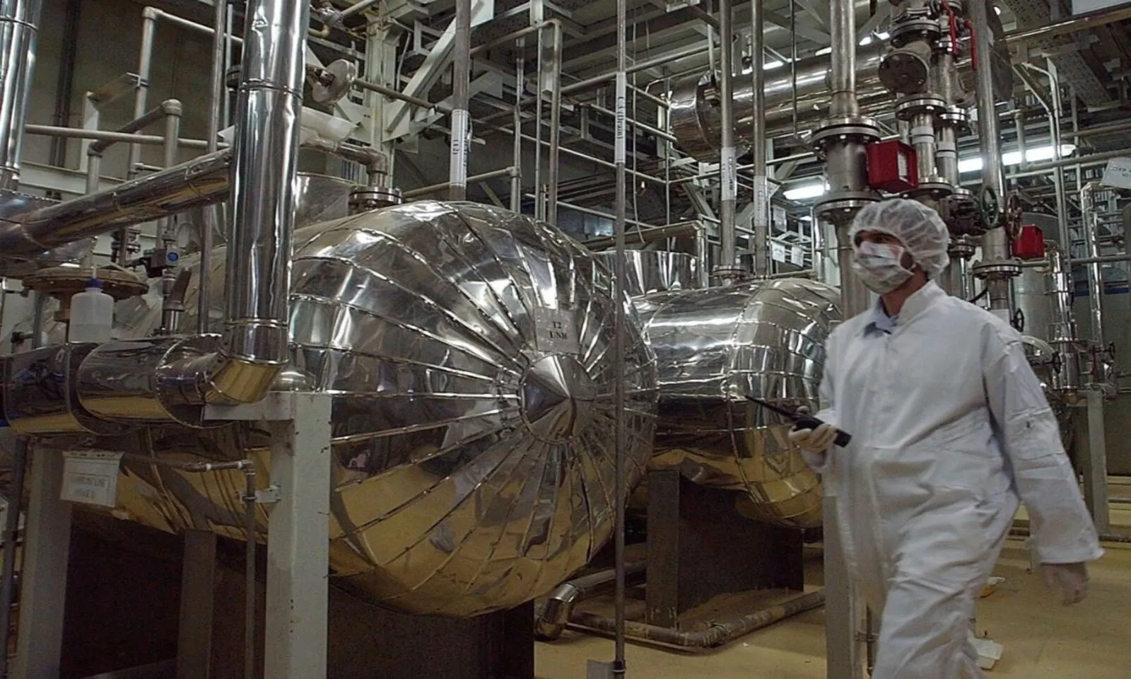 Iran cảnh báo đánh vào hạ tầng Mỹ sau tối hậu thư của Donald Trump