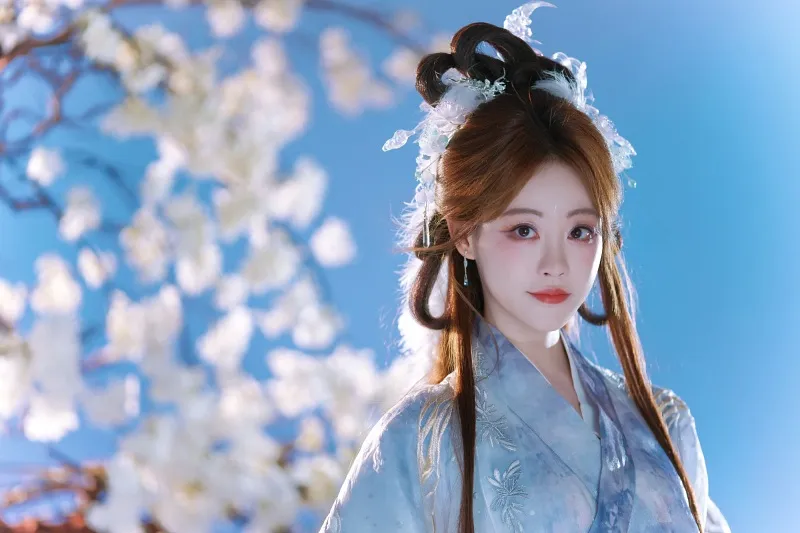 voh-9-nu-dien-vien-hoa-ngu-du-tai-sac-nhung-chi-co-so-nu-phu-17