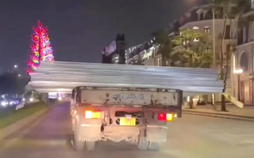 Hưng Yên: Xử phạt xe tải chở hàng quá khổ từ tin người dân báo