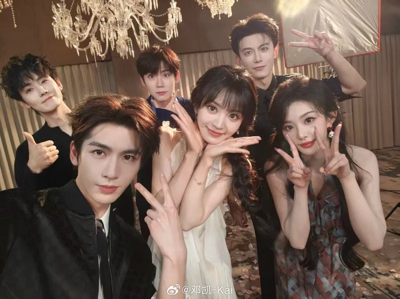 voh-ben-le-dien-vien-truc-ngoc-hoa-ra-toan-la-nguoi-nha-1