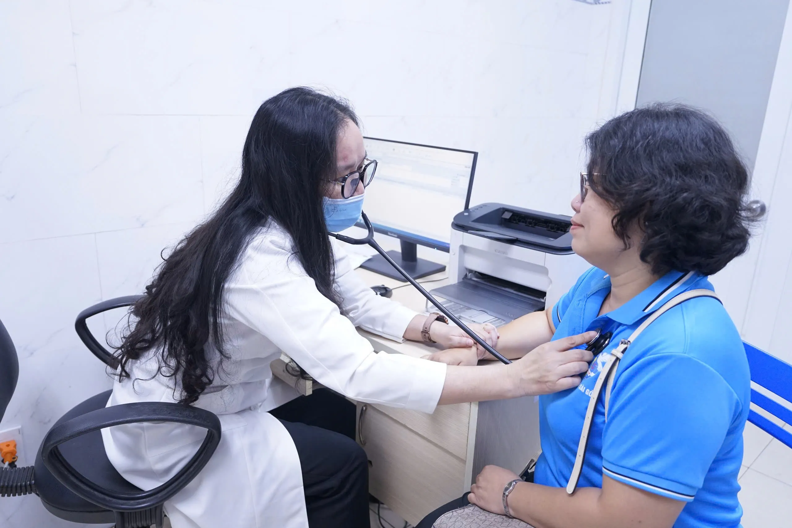 98585868f8ad77f32ebc