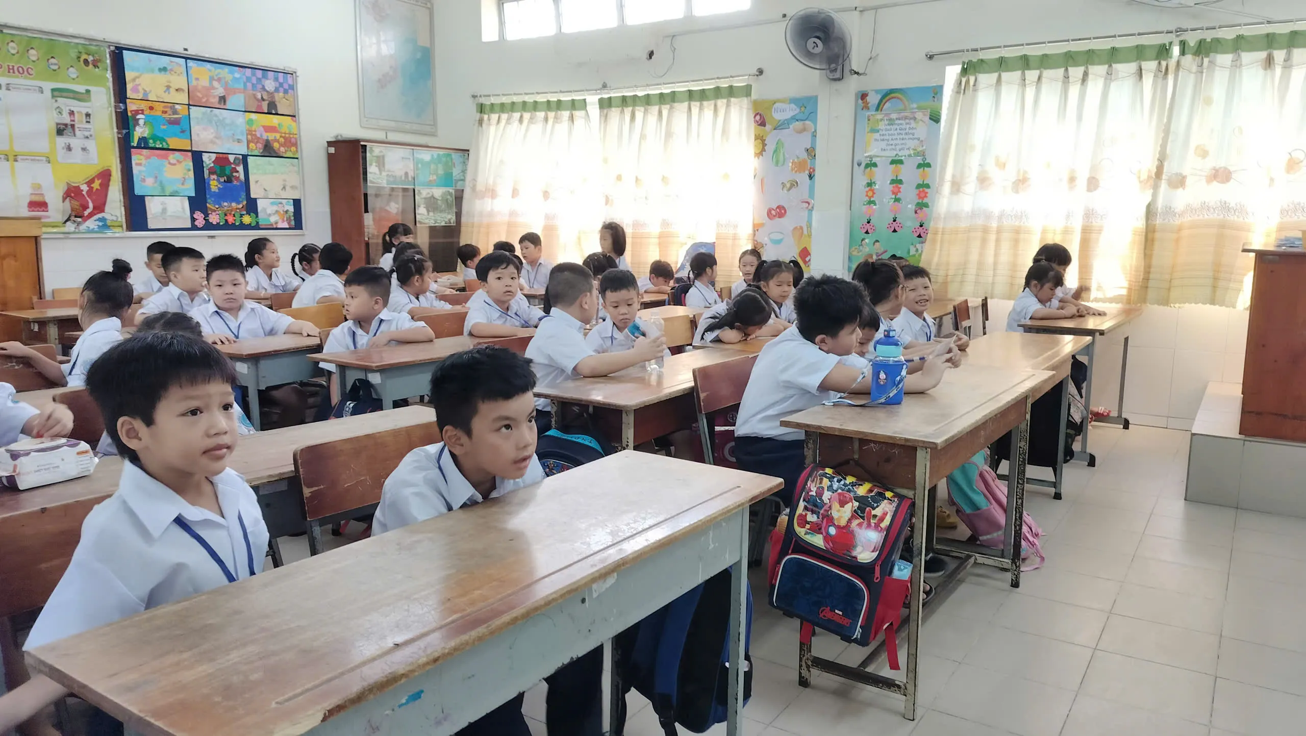 Các học sinh đầu cấp