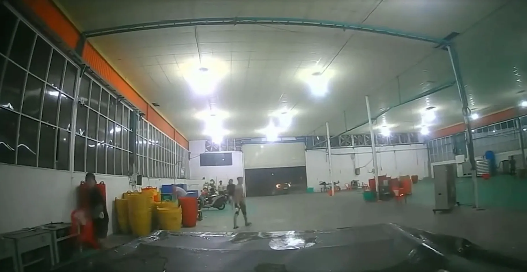 Vựa sầu riêng nơi xảy ra vụ việc - Ảnh cắt từ clip người dân cung cấp