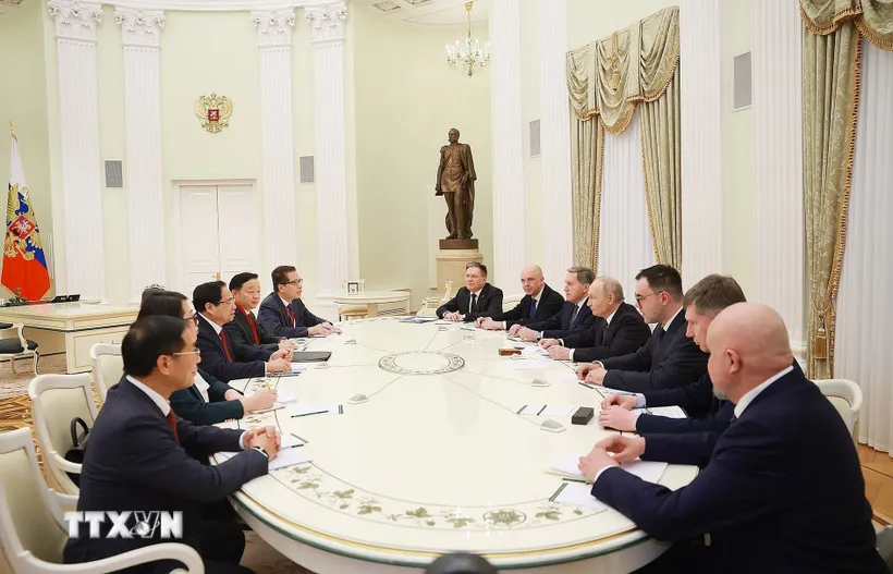 thu-tuong-pham-minh-chinh-hoi-kien-tong-thong-nga-vladimir-putin-