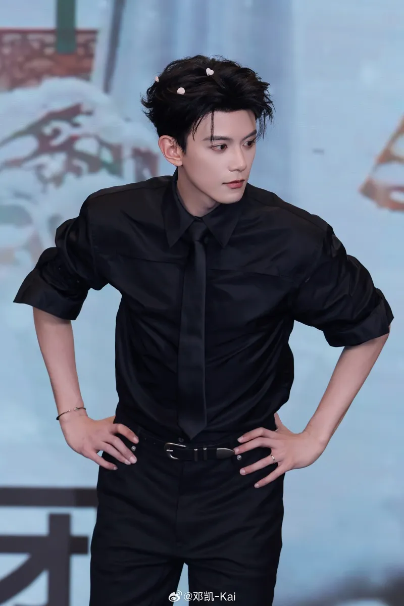 voh-phim-cua-dang-khai-2