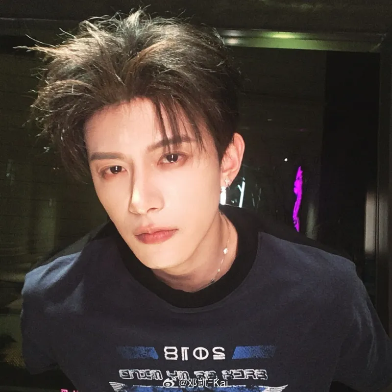 voh-phim-cua-dang-khai-32