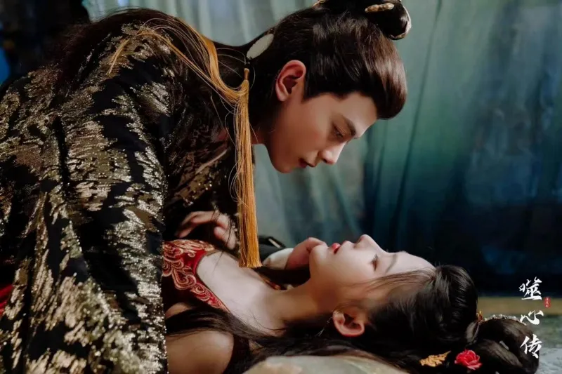 voh-phim-cua-dang-khai-h8